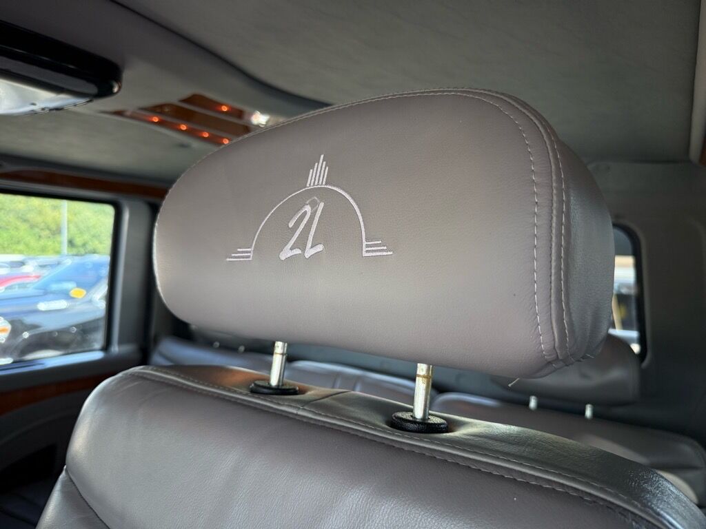 2008 International 4400 2 L HAULER TRUCK