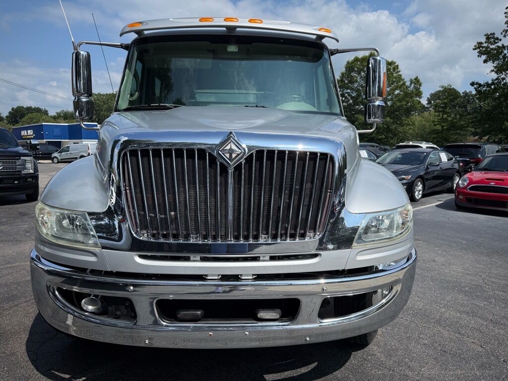 2008 International 4400 2 L HAULER TRUCK