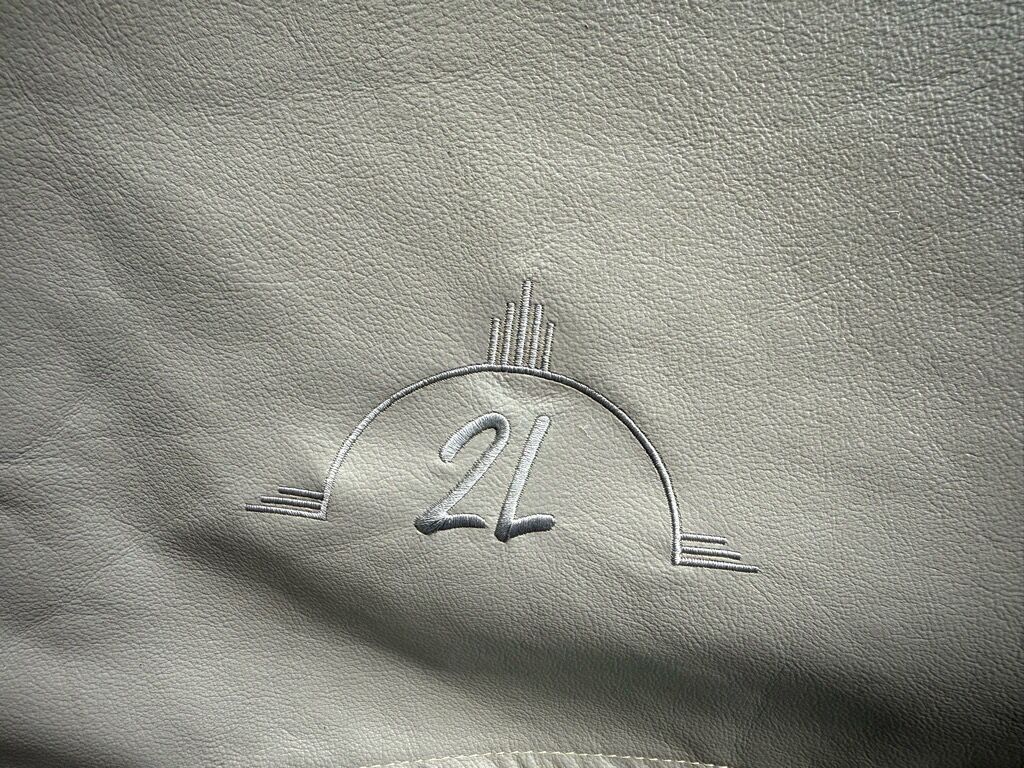 2008 International 4400 2 L HAULER TRUCK