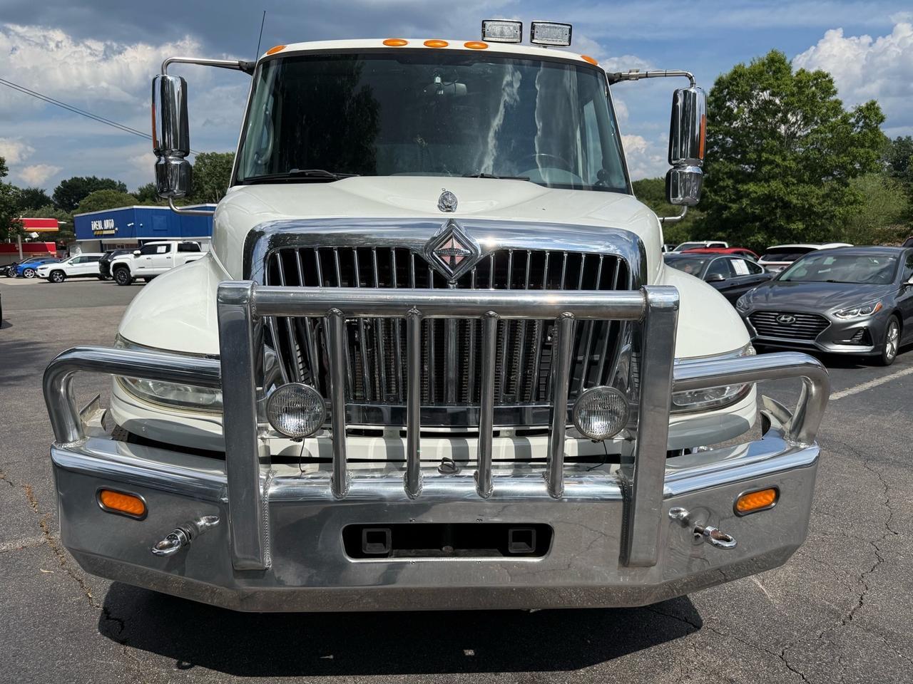 2008 International RXT Crew Cab