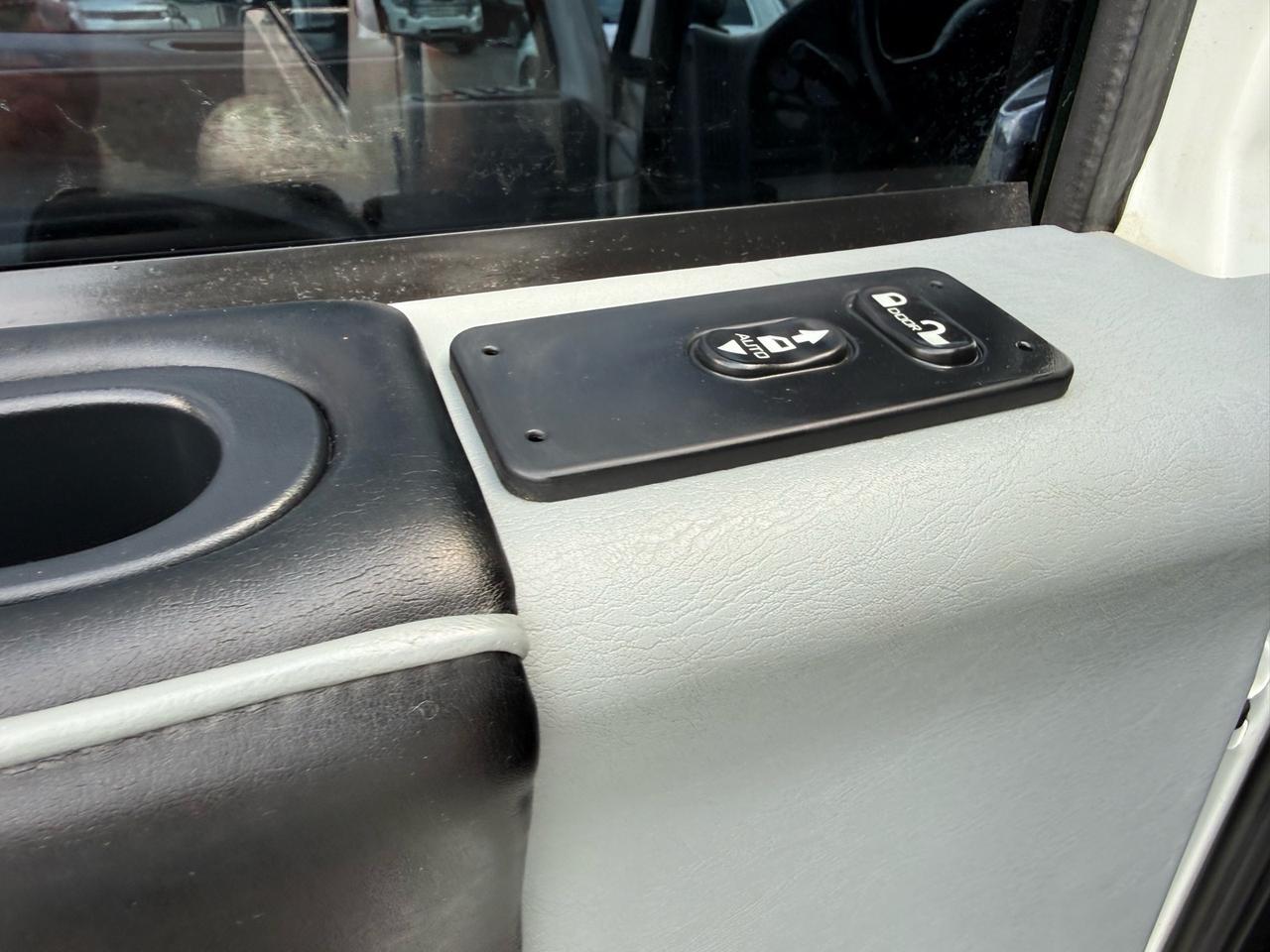 2008 International RXT Crew Cab