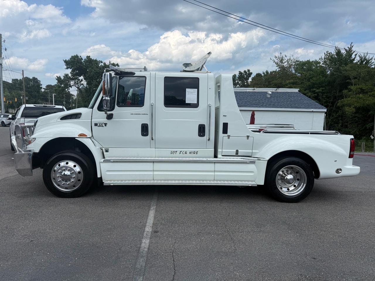 2008 International RXT Crew Cab