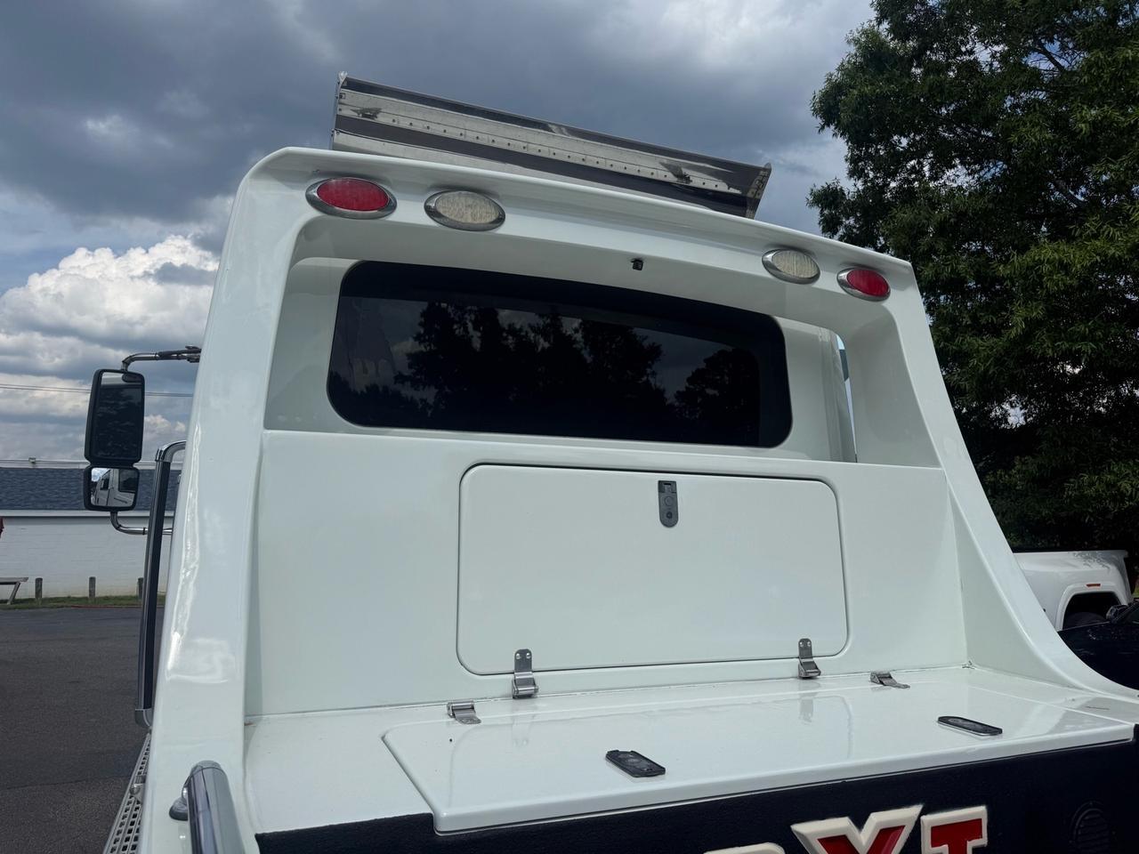 2008 International RXT Crew Cab