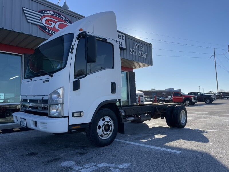 2008 Isuzu NPR 6.0L Gas Cab & Chassis Collinsville OK