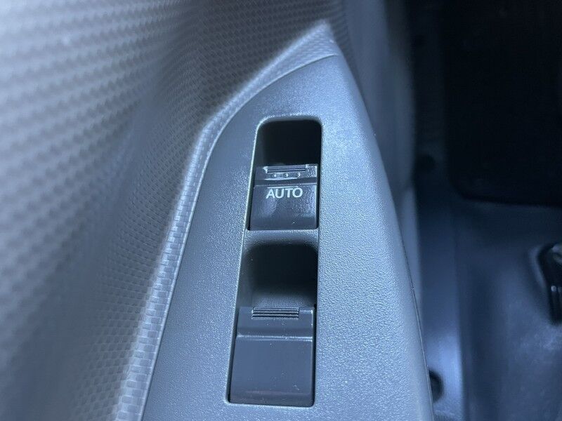 2008 Isuzu NPR 6.0L Gas Cab & Chassis Collinsville OK