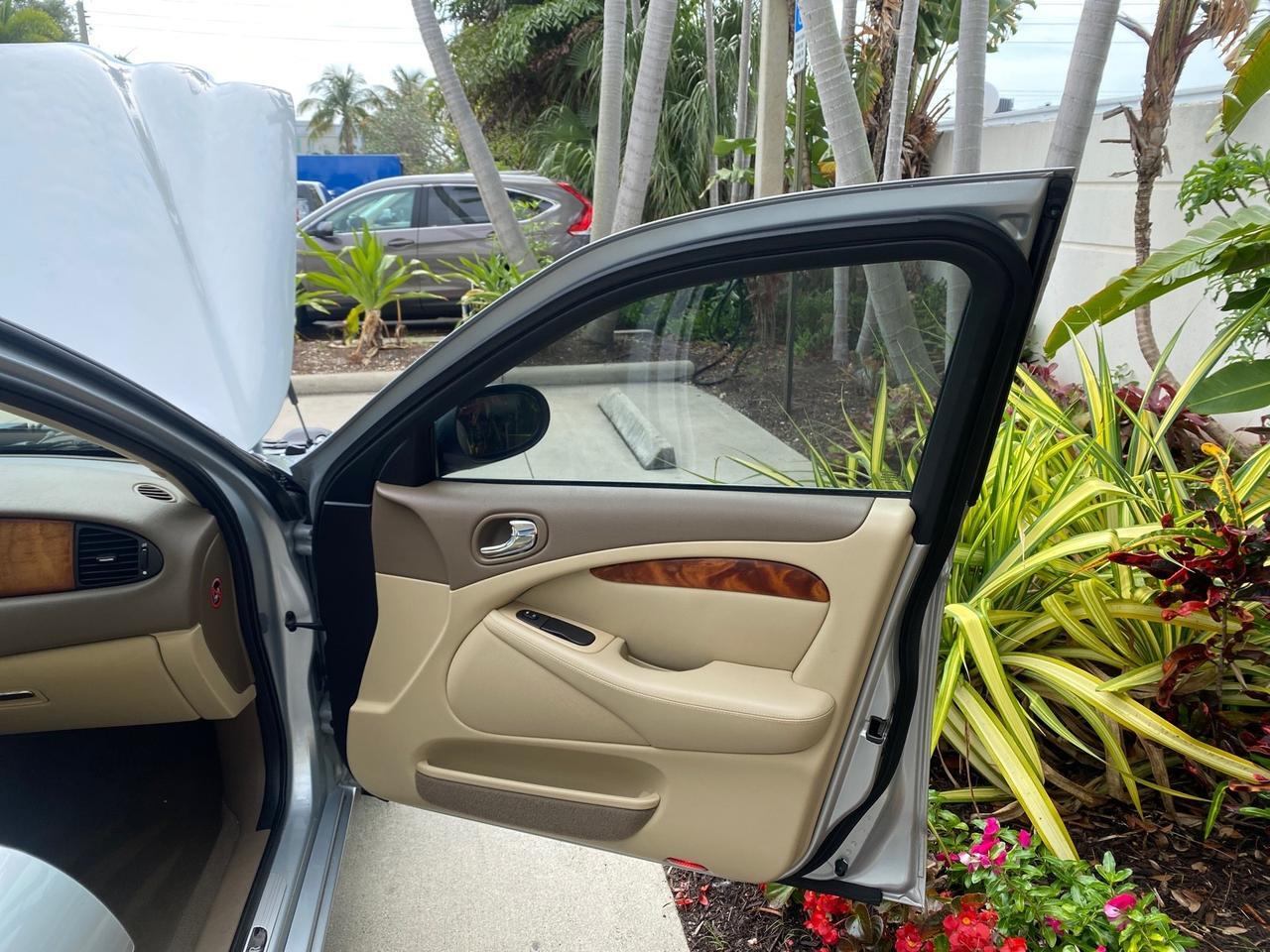 2008 Jaguar S-TYPE 3.0 1 OWNER LOW MILES 27,291 Pompano Beach FL