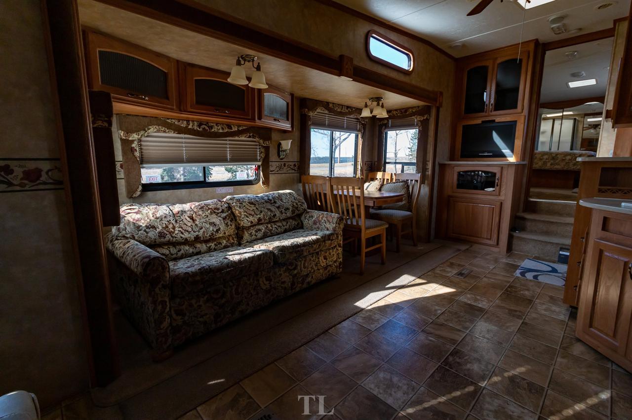 2008 Jayco Eagle 291 RLTS 35 Ft. Travel Trailer 3 Slides Red Deer AB