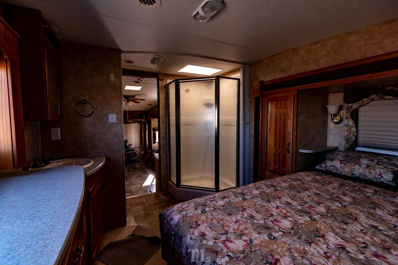 2008 Jayco Eagle 291 RLTS 35 Ft. Travel Trailer 3 Slides Red Deer AB