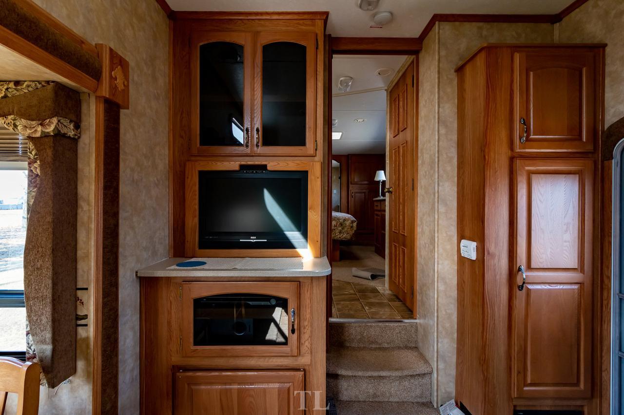 2008 Jayco Eagle 291 RLTS 35 Ft. Travel Trailer 3 Slides Red Deer AB