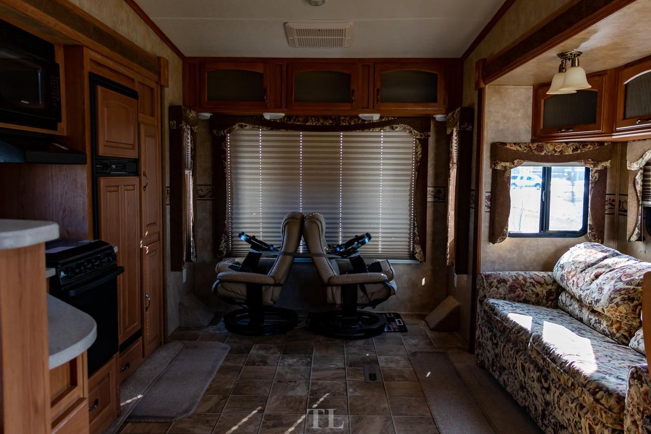 2008 Jayco Eagle 291 RLTS 35 Ft. Travel Trailer 3 Slides Red Deer AB