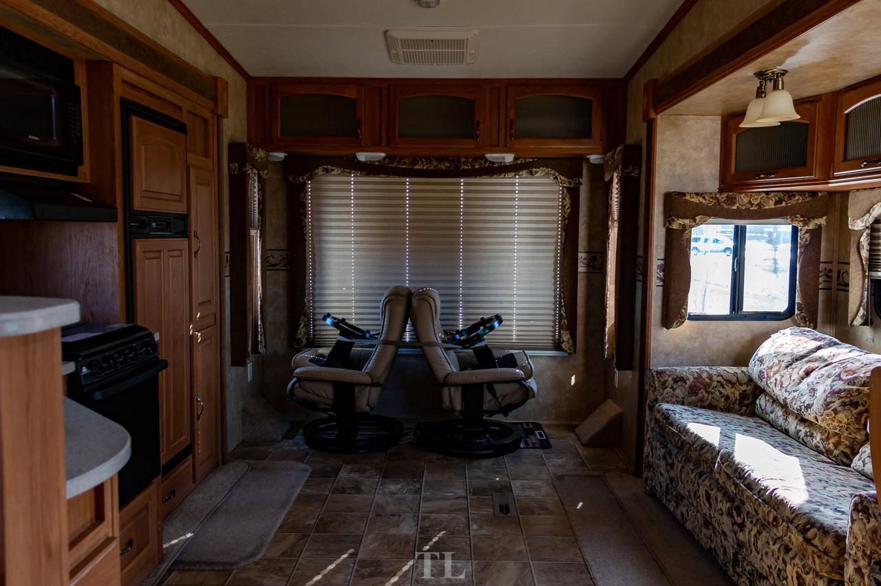 2008 Jayco Eagle 291 RLTS 35 Ft. Travel Trailer 3 Slides Red Deer AB