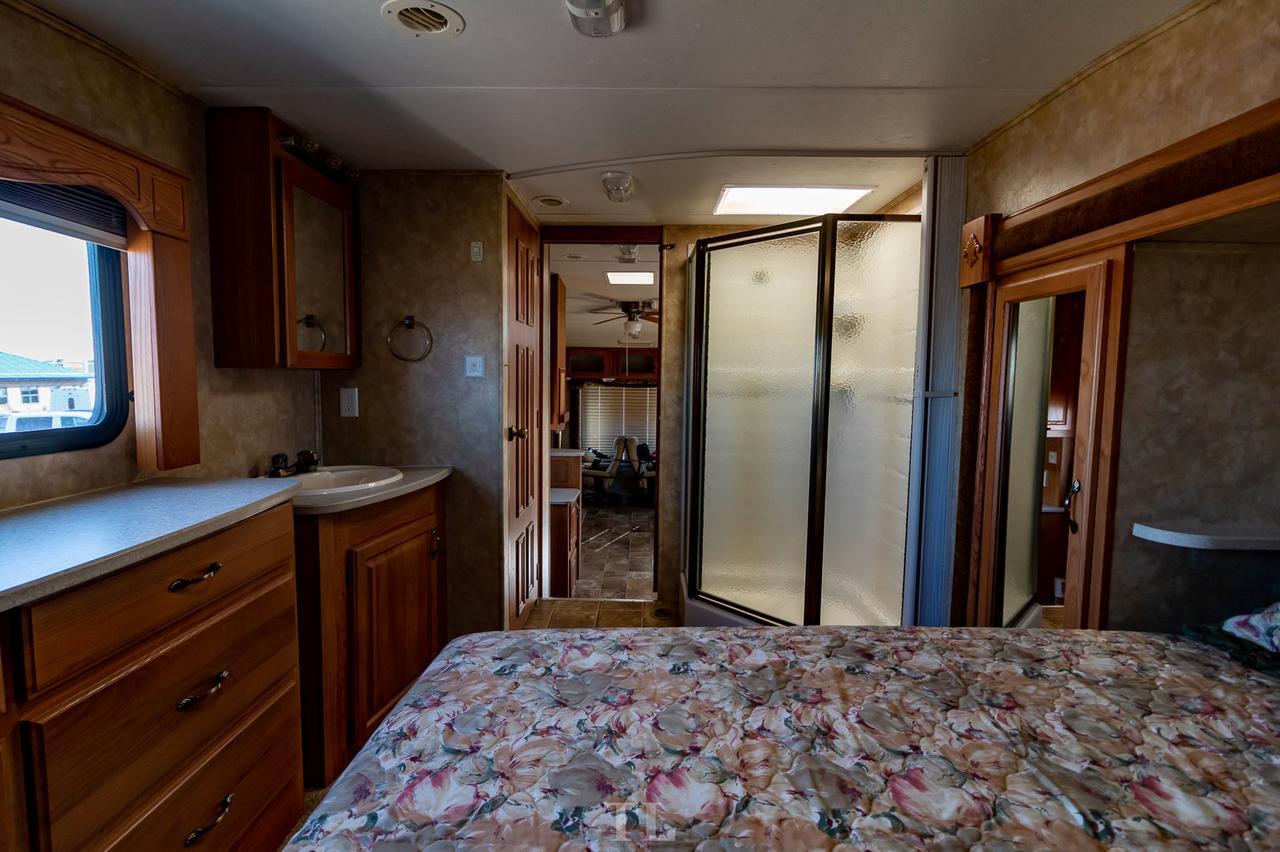 2008 Jayco Eagle 291 RLTS 35 Ft. Travel Trailer 3 Slides Red Deer AB