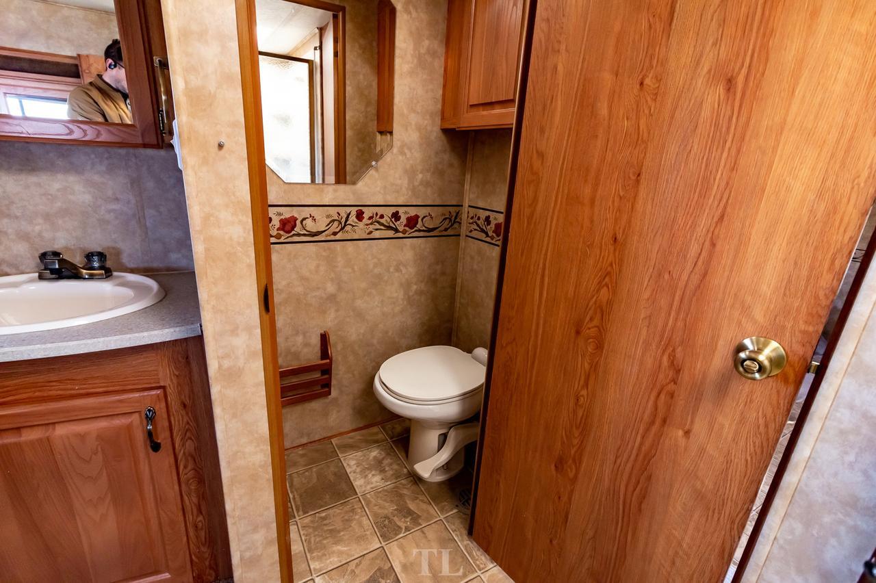 2008 Jayco Eagle 291 RLTS 35 Ft. Travel Trailer 3 Slides Red Deer AB