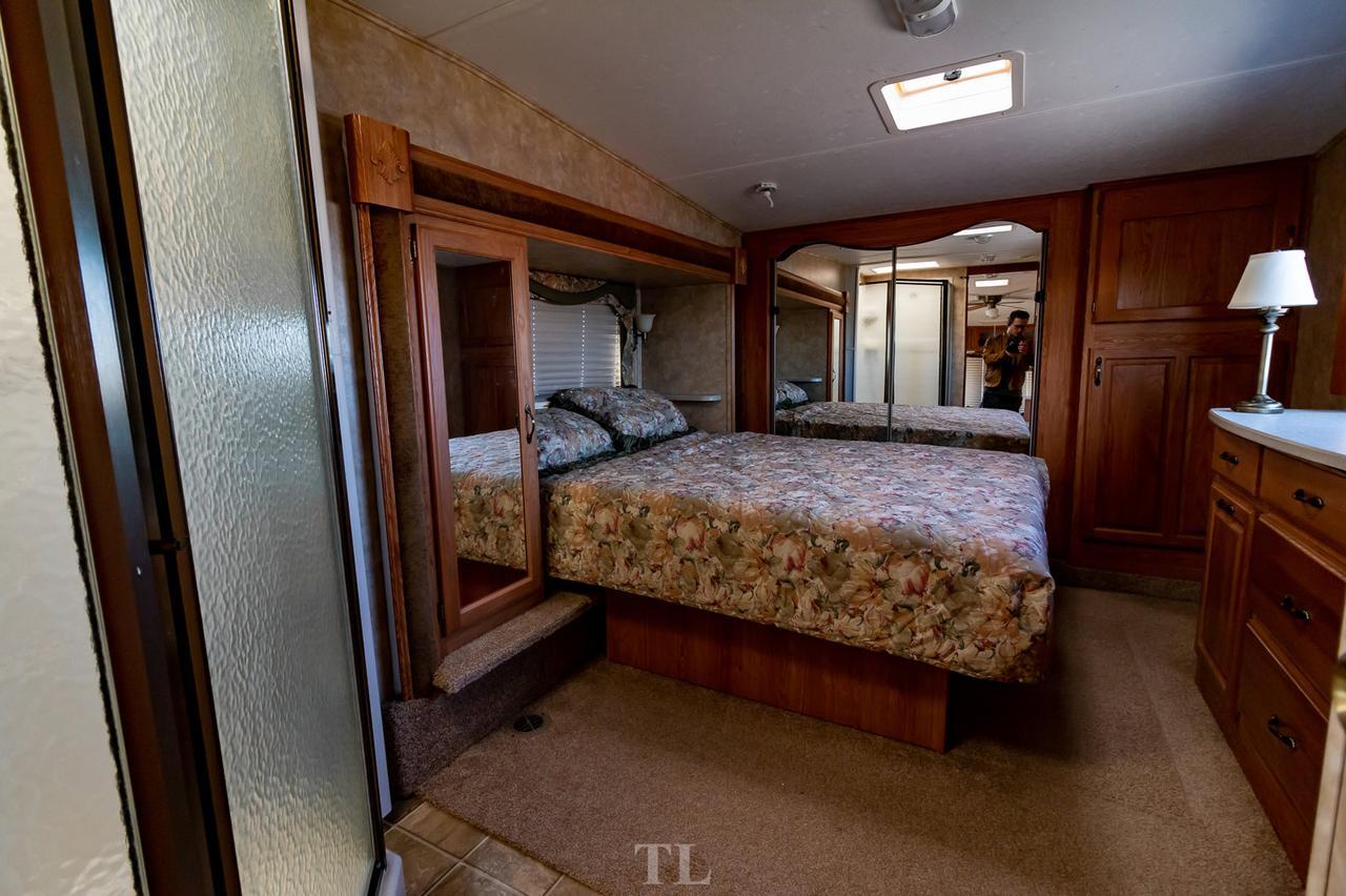 2008 Jayco Eagle 291 RLTS 35 Ft. Travel Trailer 3 Slides Red Deer AB