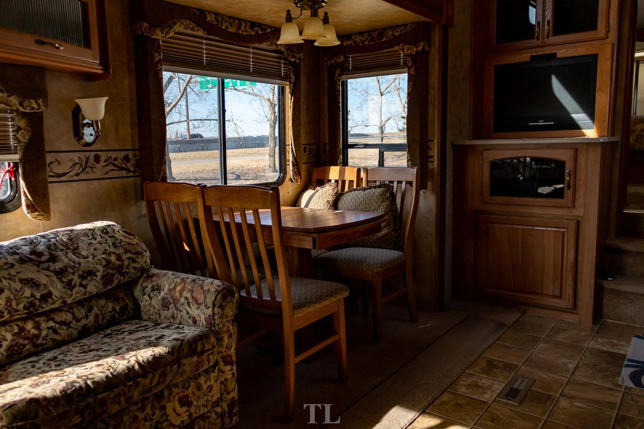 2008 Jayco Eagle 291 RLTS 35 Ft. Travel Trailer 3 Slides Red Deer AB