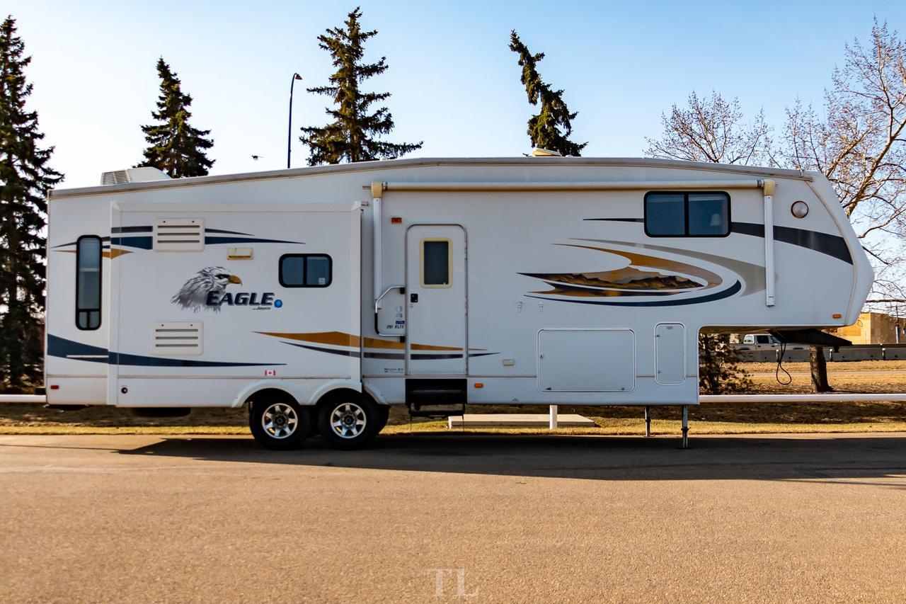 2008 Jayco Eagle 291 RLTS 35 Ft. Travel Trailer 3 Slides