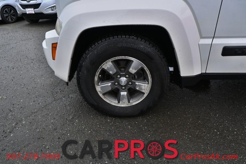 2008 Jeep Liberty Sport - 4X4 - 3.7L V6 - Power Windows & Door Locks - Keyless Entry - A/C - Cruise Control - Bluetooth - CD w/ Aux Input - Block Heater Anchorage AK