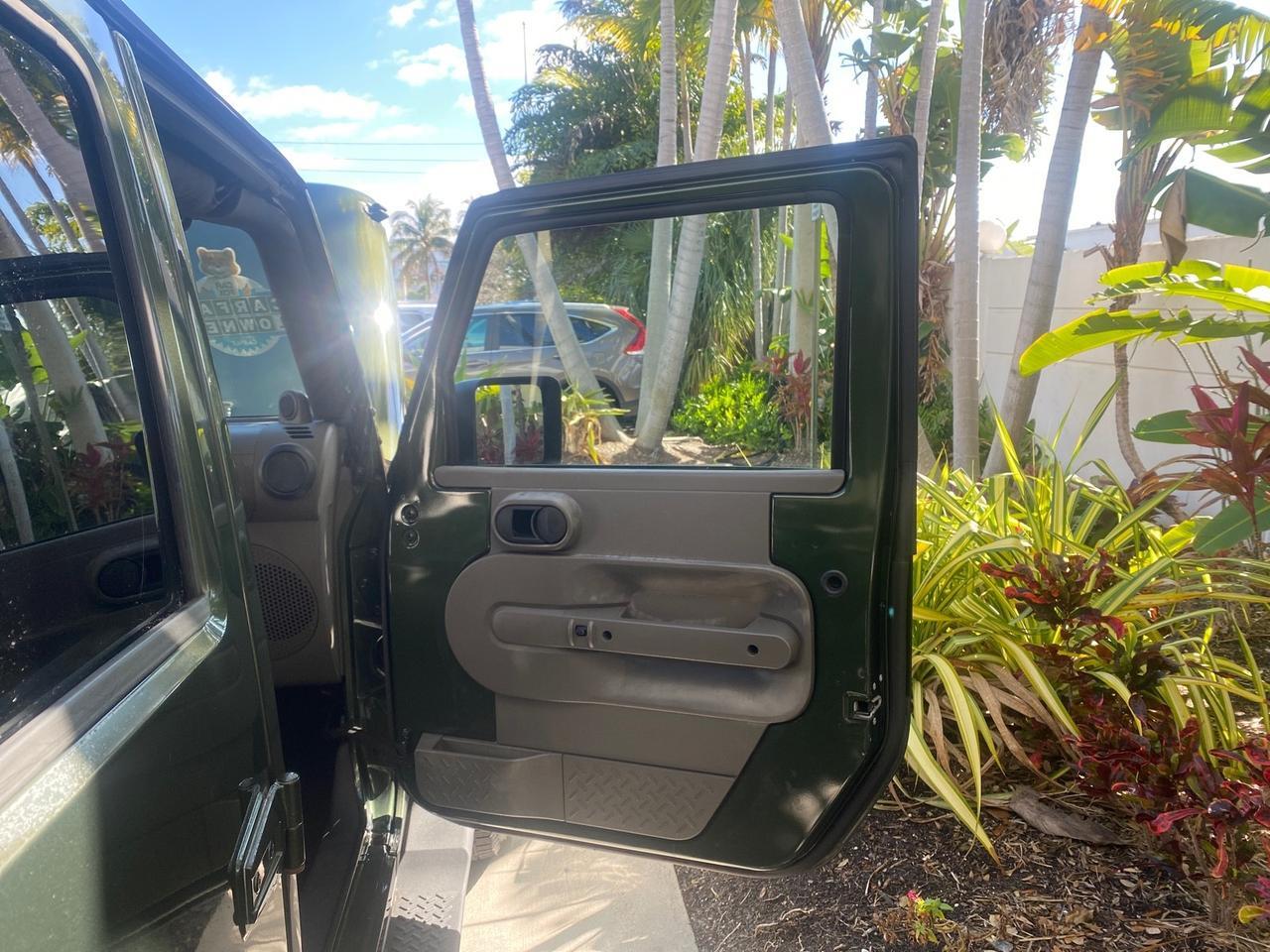 2008 Jeep Wrangler Unlimited X LOW MILES 70,883 1 OWNER 4WD Pompano Beach FL