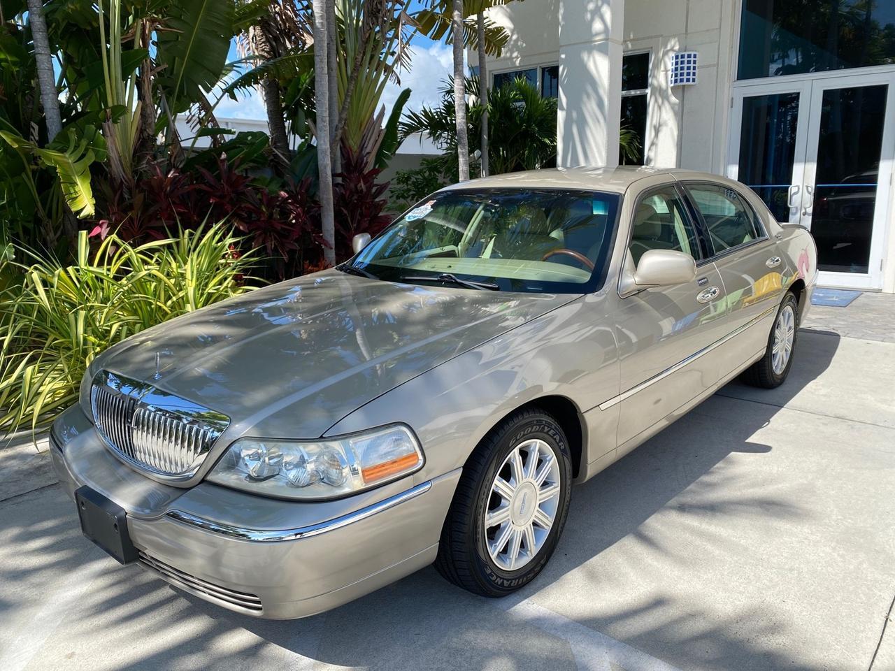 2008 Lincoln Town Car Limited LOW MILES 29,278 1 OWNER Pompano Beach FL