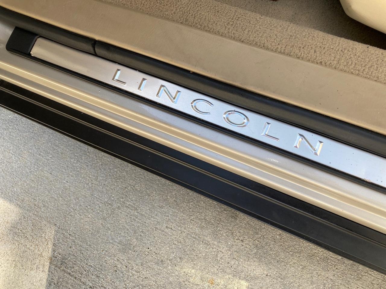 2008 Lincoln Town Car Limited LOW MILES 29,278 1 OWNER Pompano Beach FL