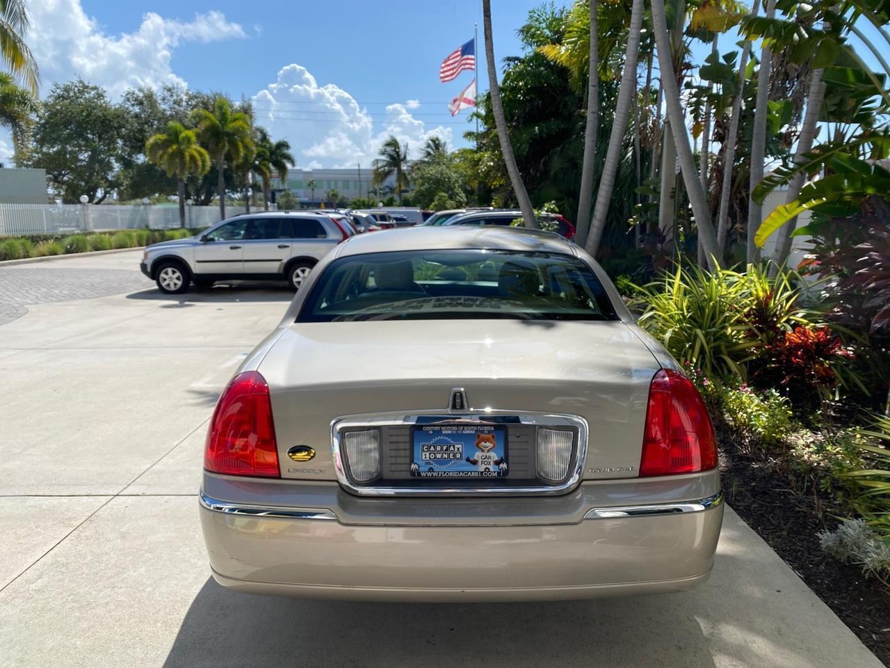 2008 Lincoln Town Car Limited LOW MILES 29,278 1 OWNER Pompano Beach FL