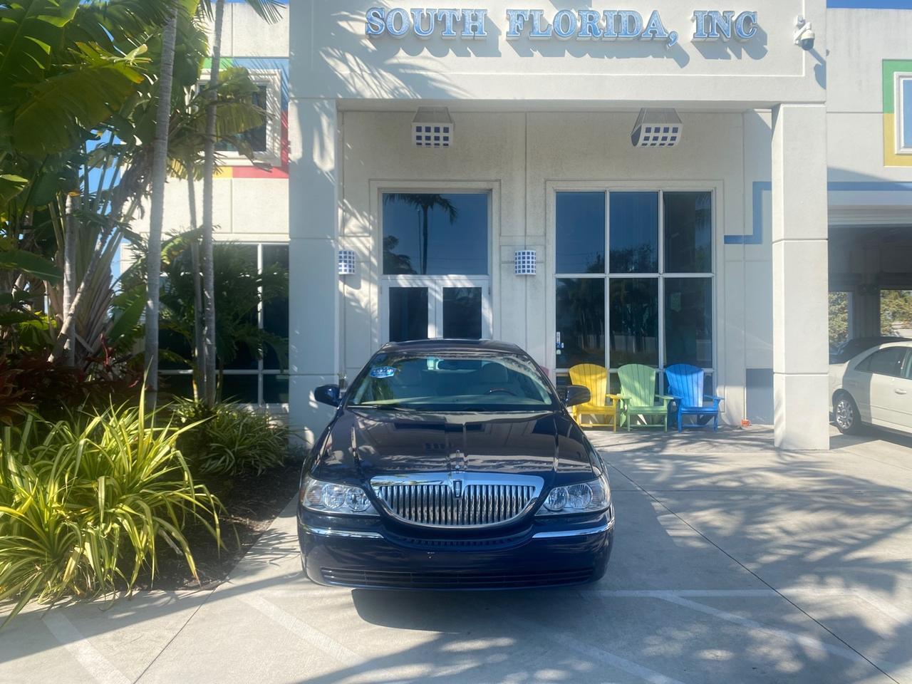 2008 Lincoln Town Car Limited LOW MILES 52,200 Pompano Beach FL