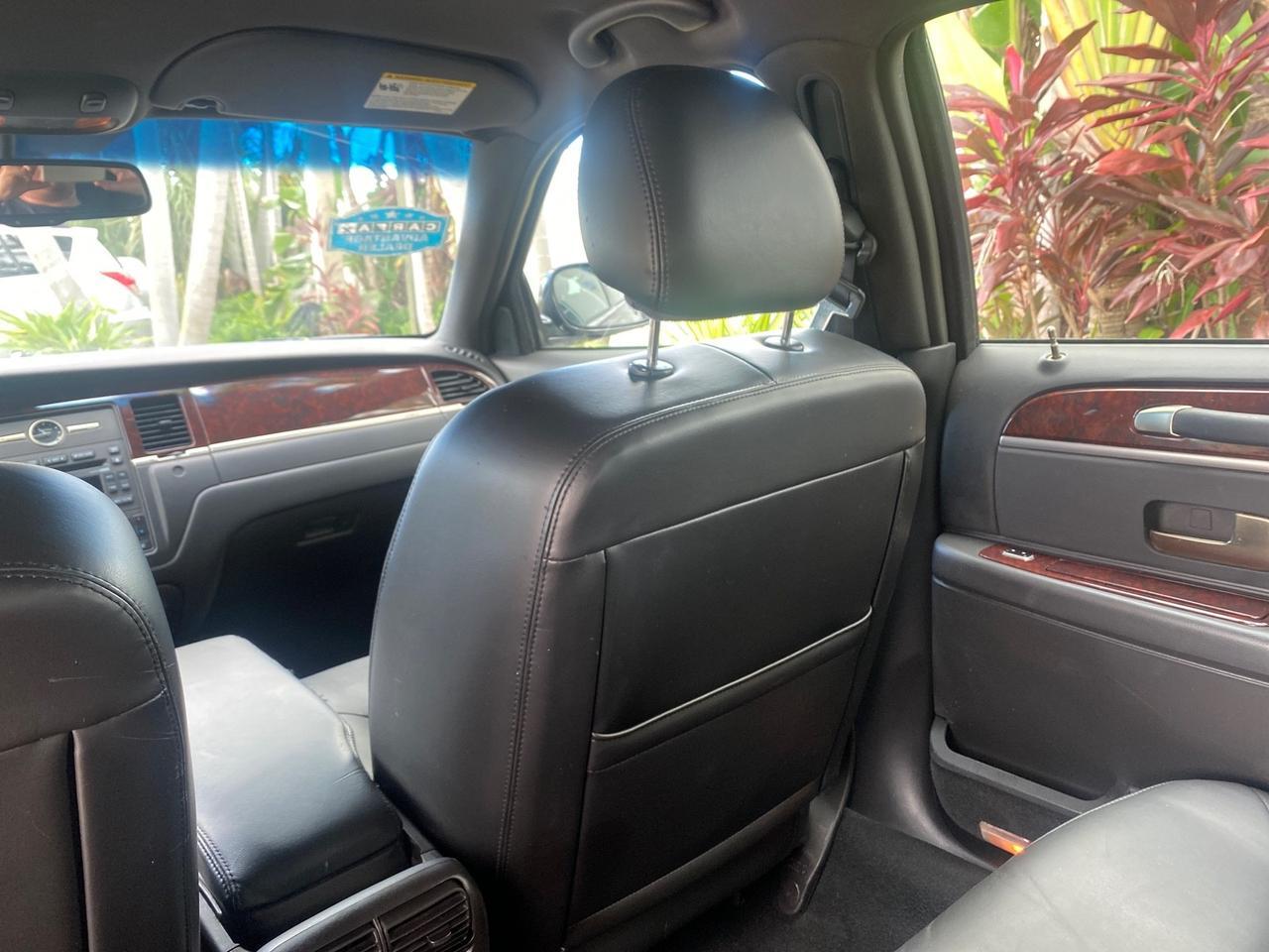 2008 Lincoln Town Car Limited LOW MILES 70,308 BLACK Pompano Beach FL