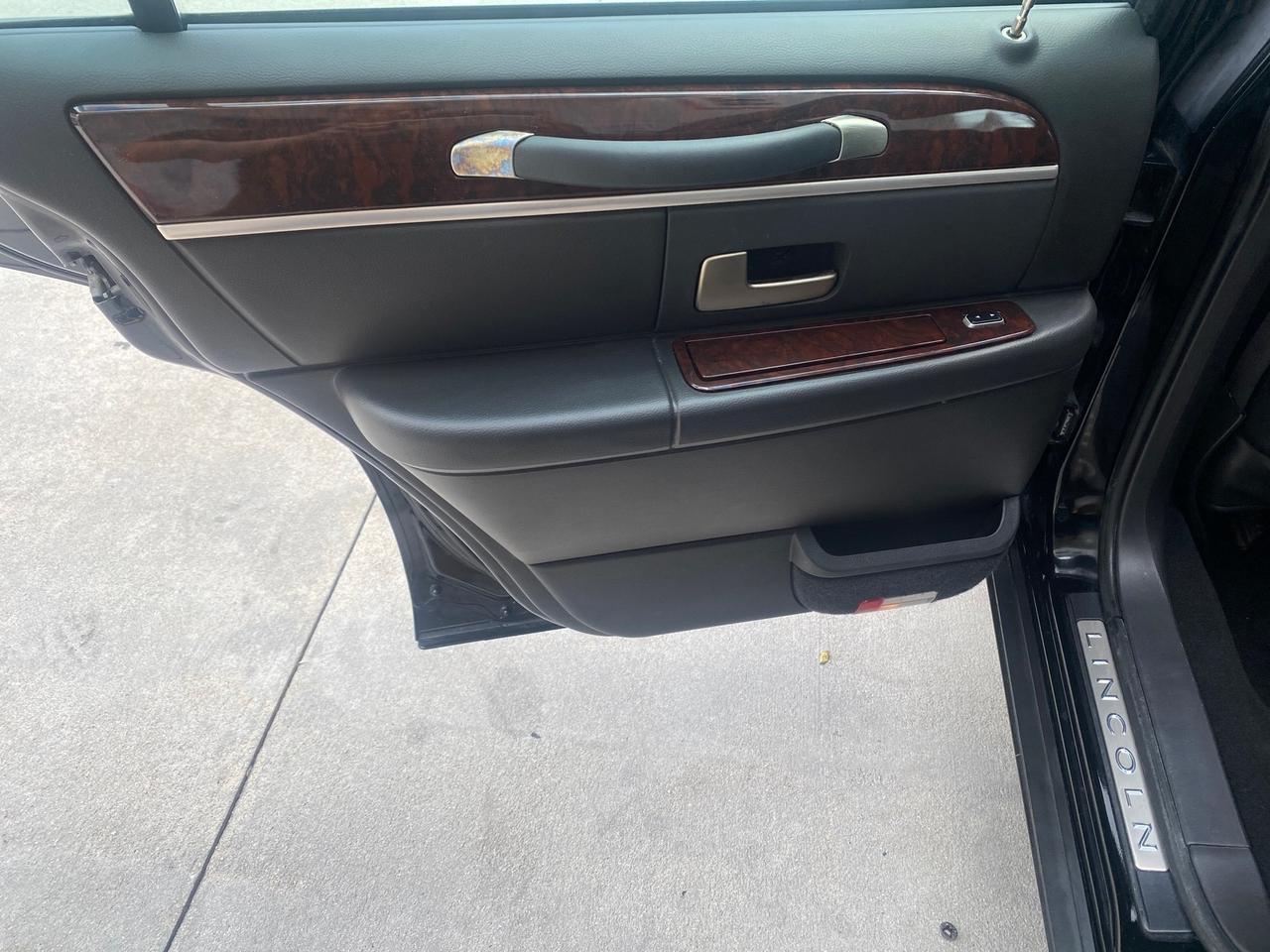 2008 Lincoln Town Car Limited LOW MILES 70,308 BLACK Pompano Beach FL