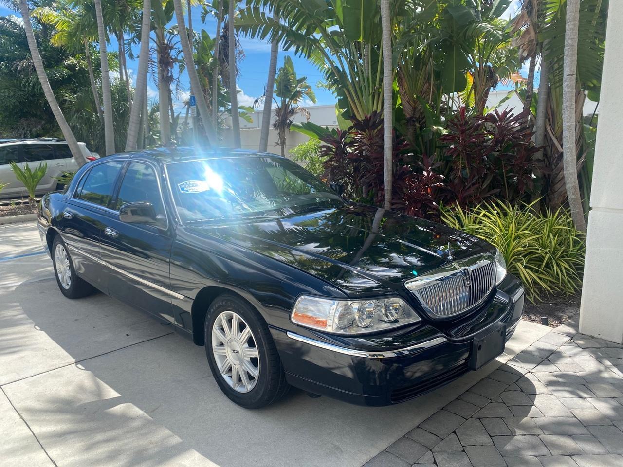 2008 Lincoln Town Car Limited LOW MILES 70,308 BLACK Pompano Beach FL