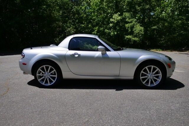 2008 Mazda MX-5 Miata Grand Touring / Manual / Power Top / Premium Package! High Point NC