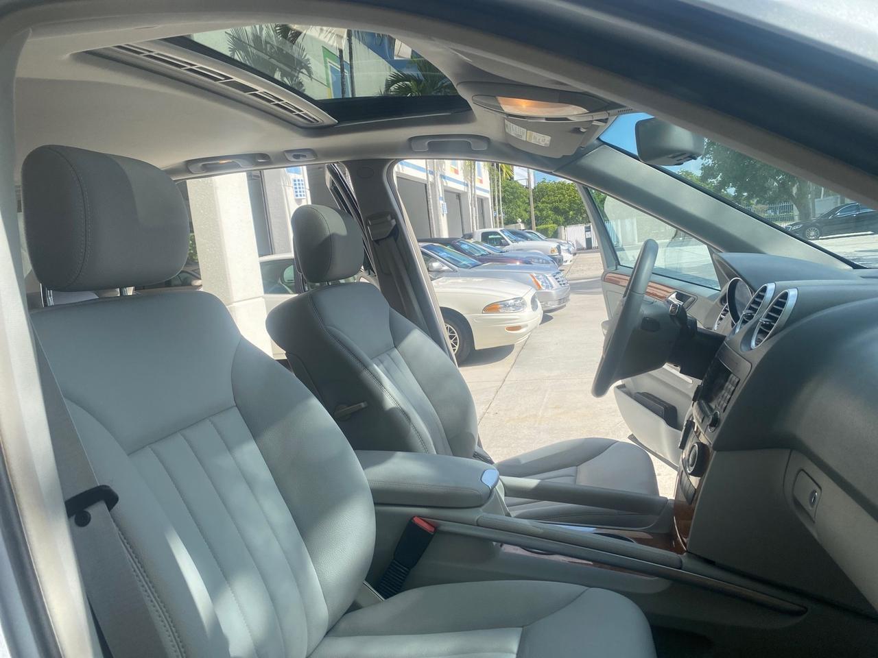 2008 Mercedes-Benz M-Class 3.5L 1 OWNER LOW MILES 48,488 Pompano Beach FL