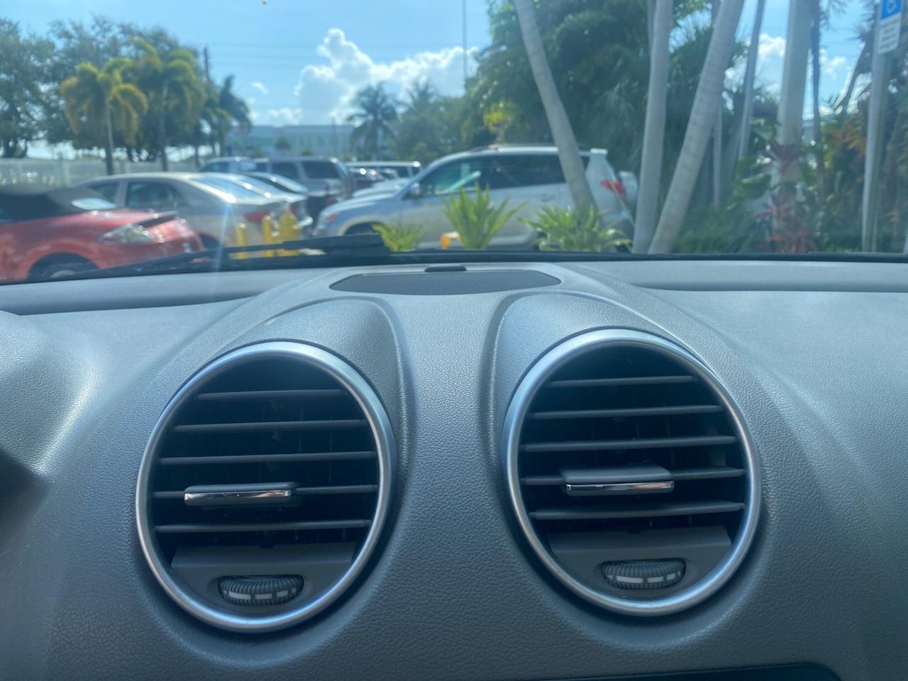 2008 Mercedes-Benz M-Class 3.5L 1 OWNER LOW MILES 48,488 Pompano Beach FL
