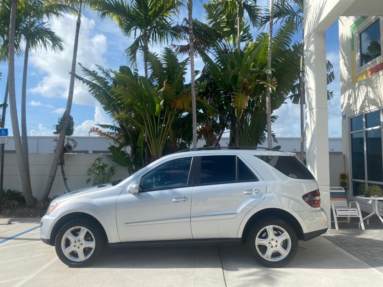 2008 Mercedes-Benz M-Class 3.5L 1 OWNER LOW MILES 48,488 Pompano Beach FL