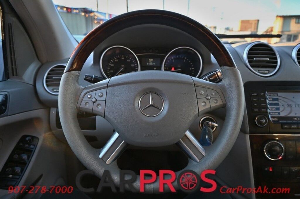 2008 Mercedes-Benz ML 320 CDI - All Wheel Drive - 3.0L V6 Diesel - Power & Heated Leather Seats - Harman Kardon Speakers - Keyless Entry - Backup Camera - Sunroof - Running Boards - Tow Package Anchorage AK