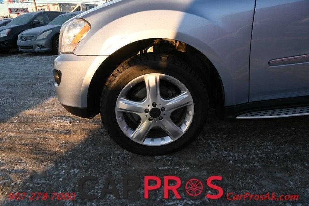 2008 Mercedes-Benz ML 320 CDI - All Wheel Drive - 3.0L V6 Diesel - Power & Heated Leather Seats - Harman Kardon Speakers - Keyless Entry - Backup Camera - Sunroof - Running Boards - Tow Package Anchorage AK