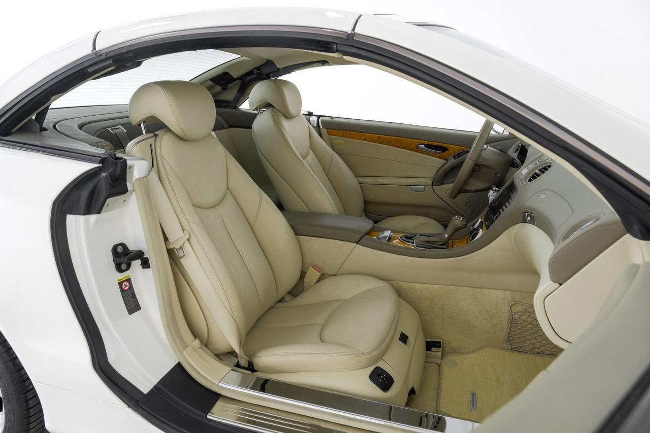 2008 Mercedes-Benz SL 550 AUTOMATIC NAVIGATION LEATHER HEATED SEATS DUAL POWER SEATS ALLOY Carrollton TX