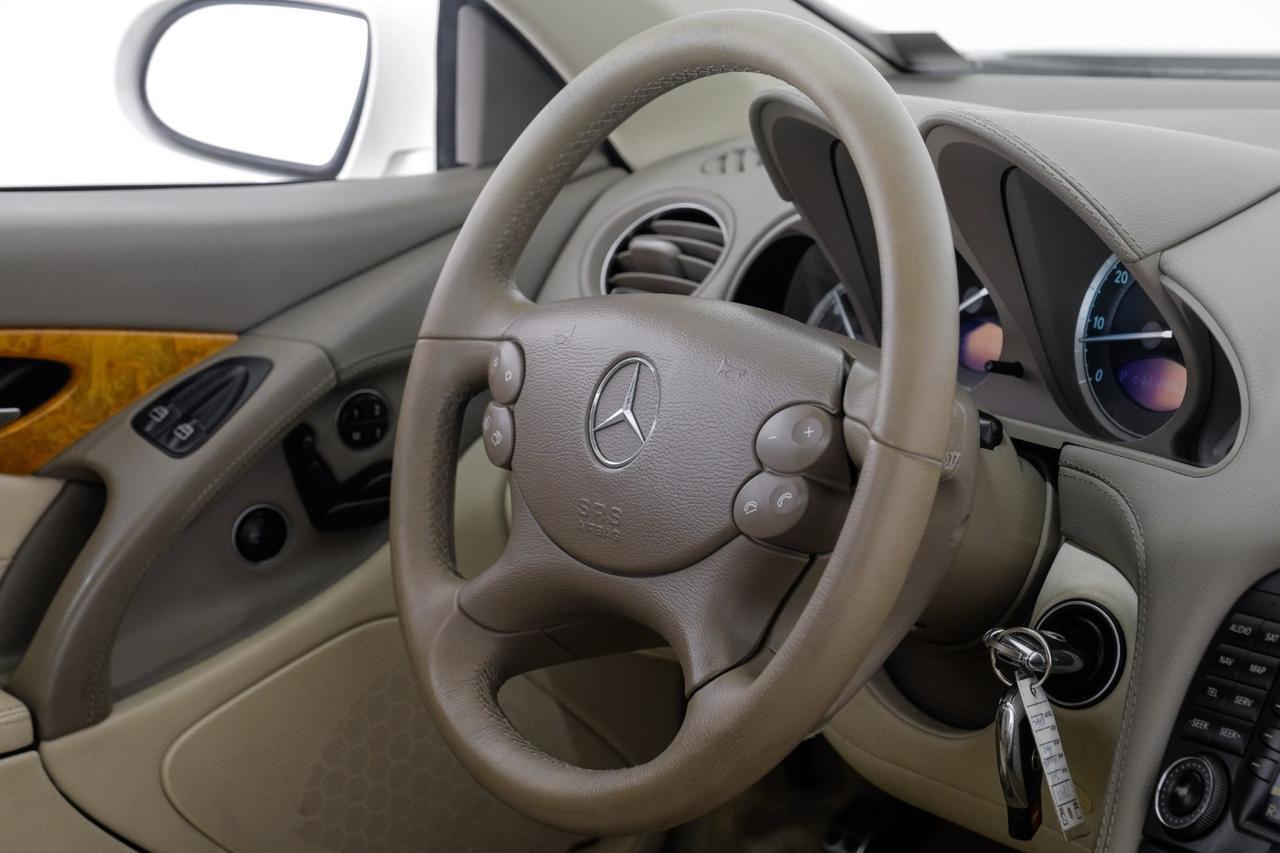 2008 Mercedes-Benz SL 550 AUTOMATIC NAVIGATION LEATHER HEATED SEATS DUAL POWER SEATS ALLOY Carrollton TX