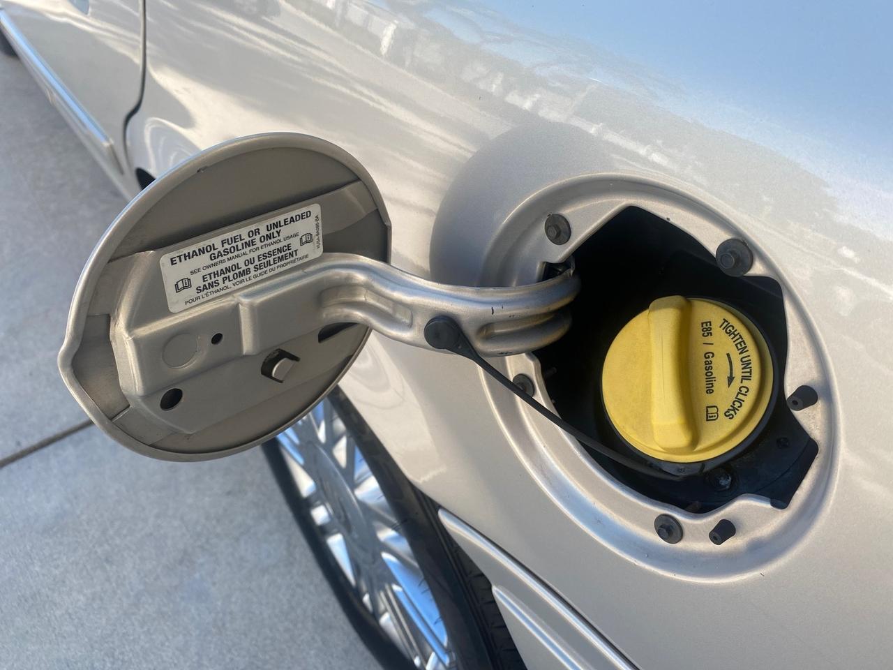 2008 Mercury Grand Marquis LS LOW MILES 74,931 Pompano Beach FL