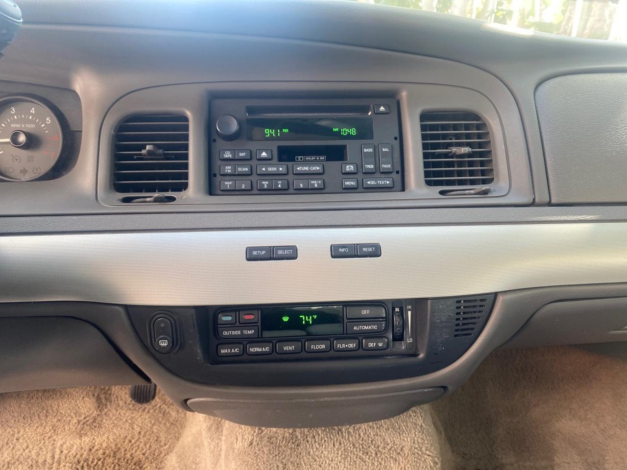 2008 Mercury Grand Marquis LS LOW MILES 74,931 Pompano Beach FL