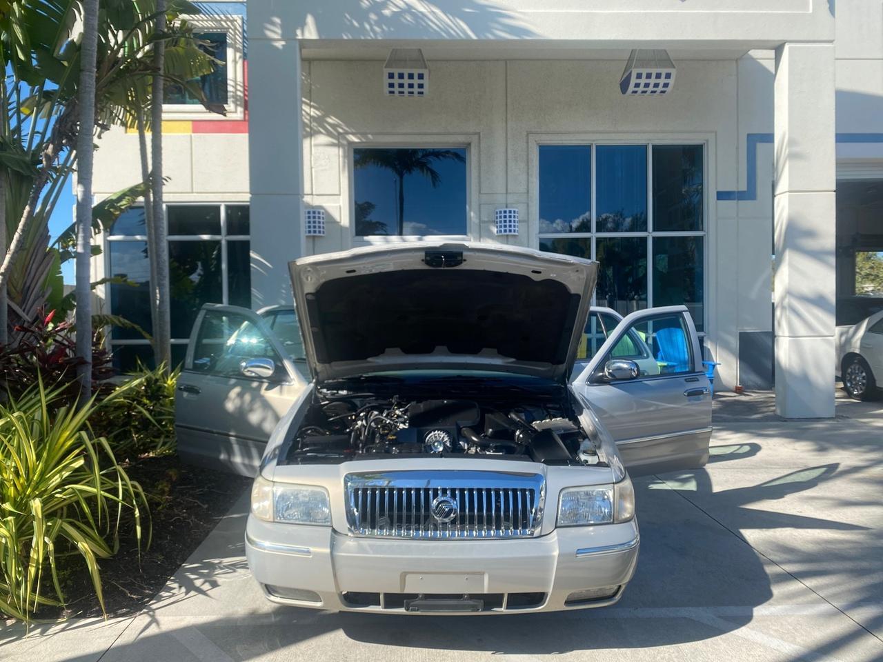 2008 Mercury Grand Marquis LS LOW MILES 74,931 Pompano Beach FL