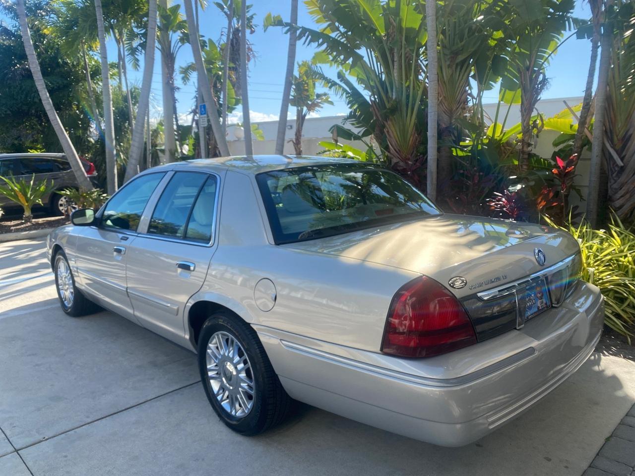 2008 Mercury Grand Marquis LS LOW MILES 74,931 Pompano Beach FL