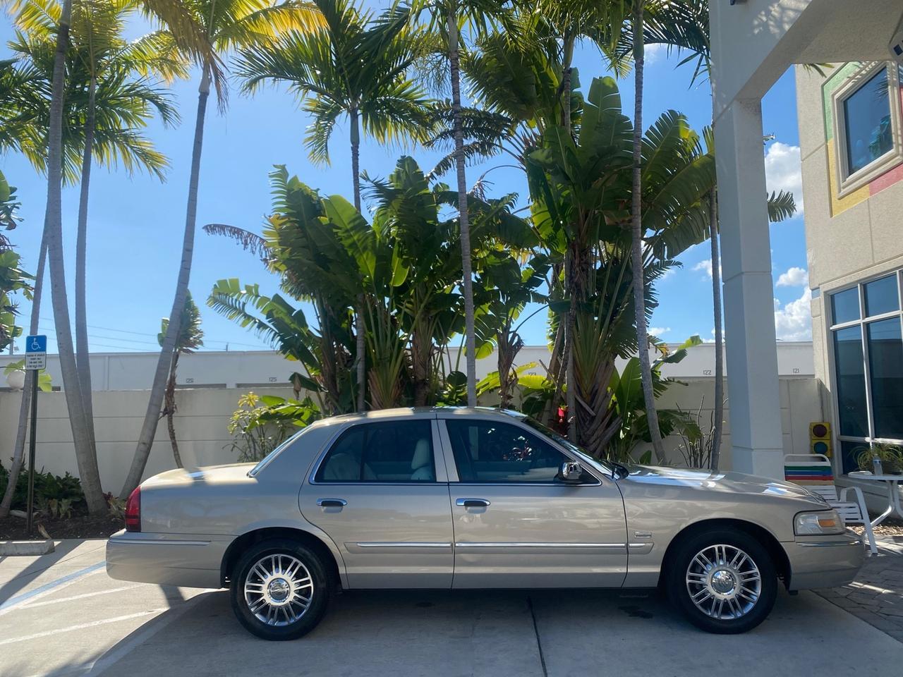2008 Mercury Grand Marquis LS LOW MILES 74,931 Pompano Beach FL