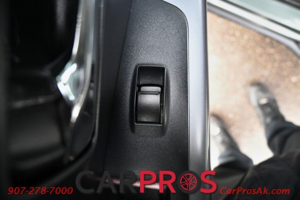 2008 Mitsubishi Outlander XLS - 3.0L V6 - 4X4 - Luxury Pkg - Power & Leather Heated Seats - Rockford Fosgate Speakers - Sunroof - 3rd Row - Seats 7 - Bluetooth - Keyless Entry - 1 Owner Anchorage AK