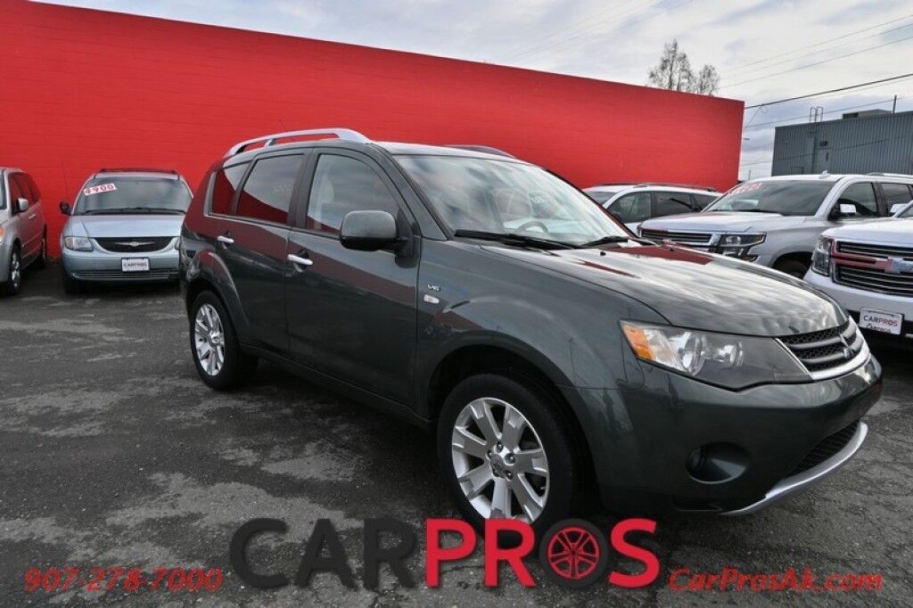 2008 Mitsubishi Outlander XLS - 3.0L V6 - 4X4 - Luxury Pkg - Power & Leather Heated Seats - Rockford Fosgate Speakers - Sunroof - 3rd Row - Seats 7 - Bluetooth - Keyless Entry - 1 Owner Anchorage AK