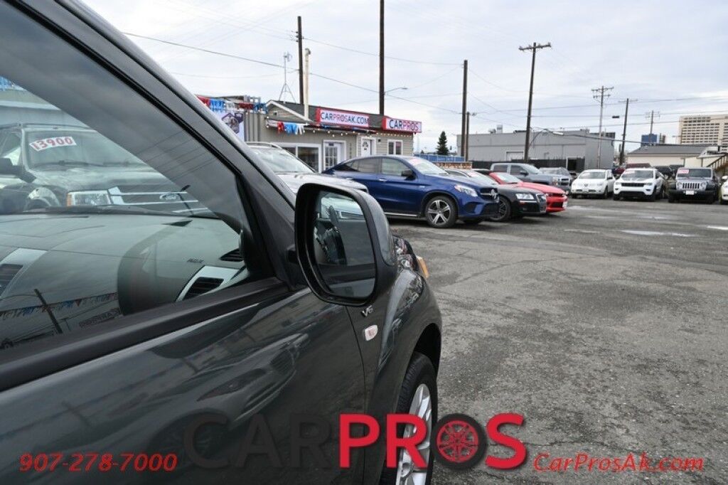 2008 Mitsubishi Outlander XLS - 3.0L V6 - 4X4 - Luxury Pkg - Power & Leather Heated Seats - Rockford Fosgate Speakers - Sunroof - 3rd Row - Seats 7 - Bluetooth - Keyless Entry - 1 Owner Anchorage AK