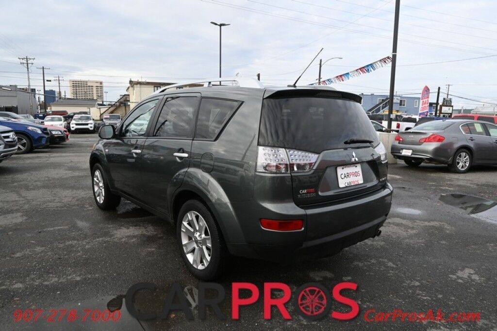 2008 Mitsubishi Outlander XLS - 3.0L V6 - 4X4 - Luxury Pkg - Power & Leather Heated Seats - Rockford Fosgate Speakers - Sunroof - 3rd Row - Seats 7 - Bluetooth - Keyless Entry - 1 Owner Anchorage AK