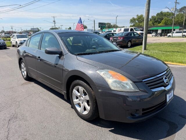 2008 Nissan Altima . Norfolk VA