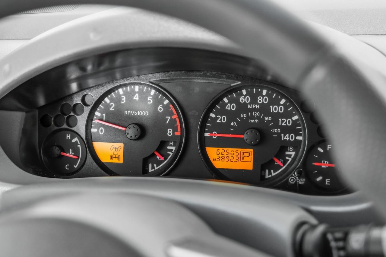 2008 Nissan Frontier SE CREW CAB 4WD AUTOMATIC TOWING HITCH BED COVER CRUISE CONTROL ALLOY WHEELS Carrollton TX