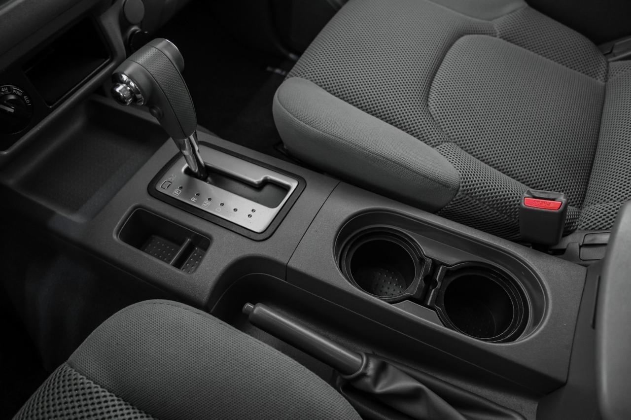 2008 Nissan Frontier SE CREW CAB 4WD AUTOMATIC TOWING HITCH BED COVER CRUISE CONTROL ALLOY WHEELS Carrollton TX