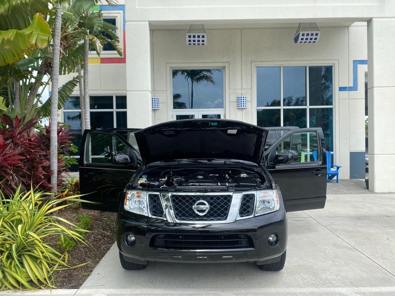 2008 Nissan Pathfinder 4X4 SE 1 OWNER LOW MILES 52,889 Pompano Beach FL